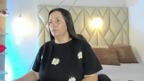 ANGIE online show from June 12, 2:25 pm