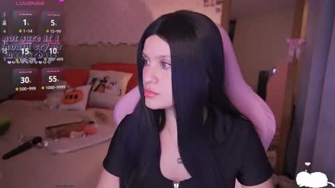 Snapshot of angelytaxx chatting on September 27, 7:04 am Angel online show from September 27, 7:04 am