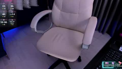 angie_smith_x online show from July 9, 11:12 am