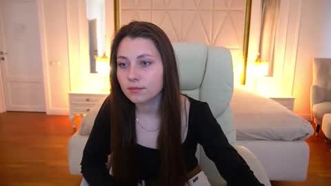 Anny online show from May 1, 7:55 am