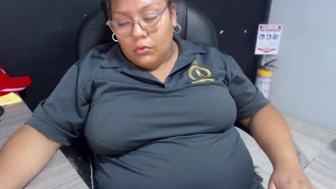 angy online show from June 3, 2:33 pm