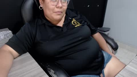 angy online show from September 23, 12:31 am