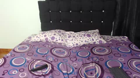 ani_steveson online show from October 7, 6:18 am