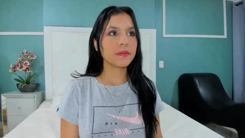 Ania online show from November 18, 3:13 pm