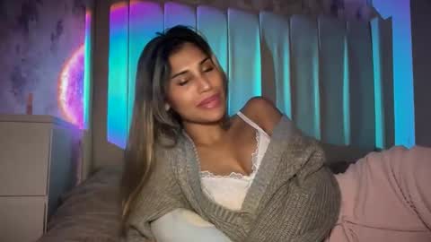 anisha online show from January 19, 10:22 am