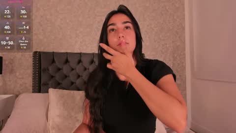 anika_h online show from July 28, 12:01 pm