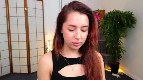 Anika online show from April 29, 7:33 am