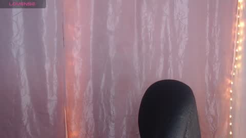 ANITTA online show from June 19, 1:32 am