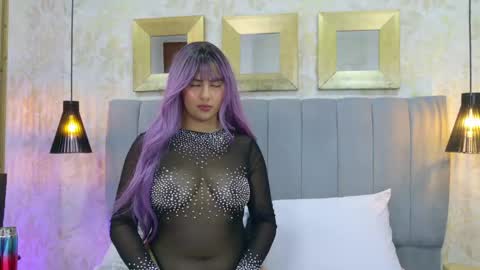 Dania Lpez online show from May 14, 3:18 pm