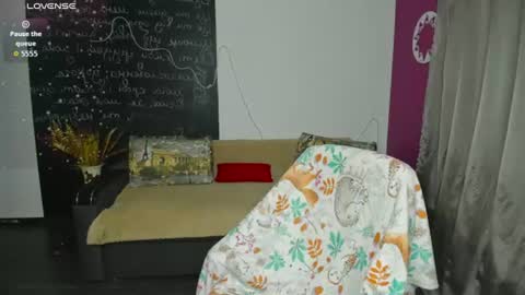 Anita online show from July 26, 5:42 pm