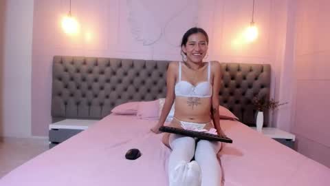 Ana  online show from March 6, 4:29 am