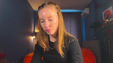 Anna online show from May 2, 11:24 am