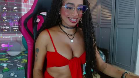 Snapshot of anna_lus1 chatting on February 14, 6:34 am lus online show from February 14, 6:34 am