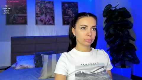 Snapshot of anna_nobel chatting on September 15, 5:27 am anna_nobel online show from September 15, 5:27 am