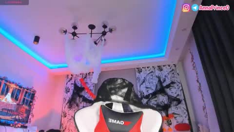 Snapshot of anna_prince chatting on October 19, 4:36 am Anna online show from October 19, 4:36 am