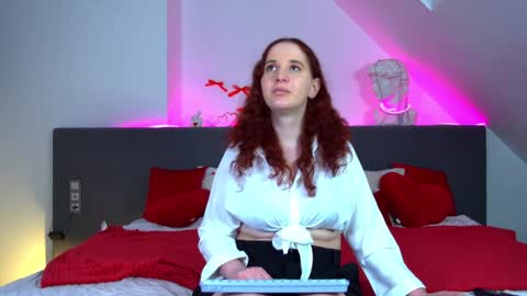 Anna online show from February 18, 7:07 am