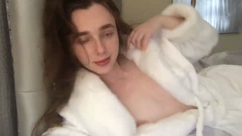 Snapshot of annabisoux chatting on September 10, 10:10 pm Anna online show from September 10, 10:10 pm