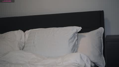 Snapshot of annabisoux chatting on January 18, 12:46 am Anna online show from January 18, 12:46 am