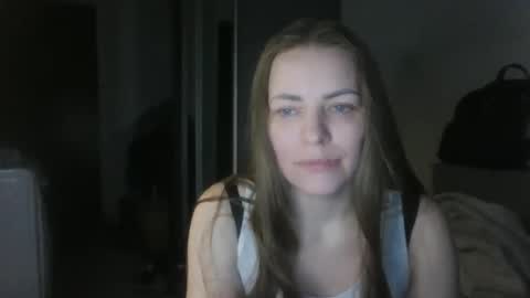 annadiamond1 online show from April 26, 9:45 pm