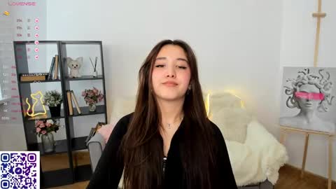 Anna online show from March 2, 9:32 am