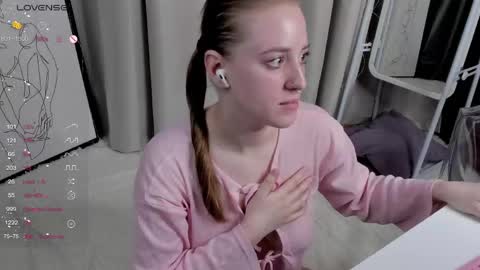 annagrees1 online show from March 9, 2:15 am