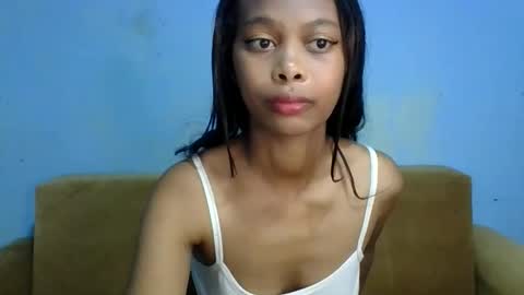 annah361037 online show from June 5, 6:47 pm