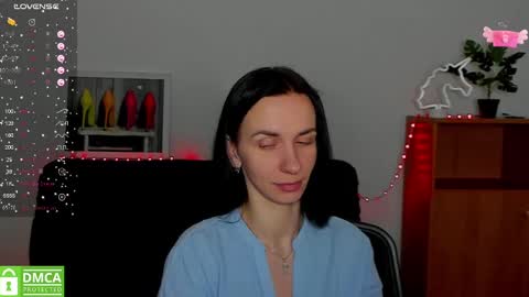 Snapshot of annakillian_kiss chatting on February 12, 4:55 pm Anna online show from February 12, 4:55 pm