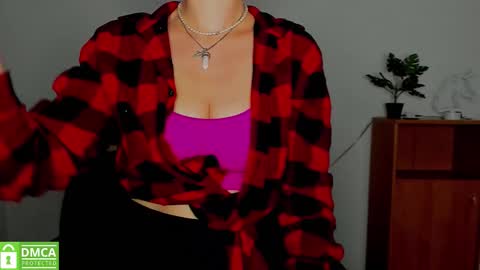 Snapshot of annakillian_kiss chatting on October 8, 11:25 am Anna online show from October 8, 11:25 am