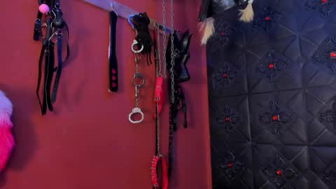  Annavi  online show from December 15, 7:30 pm