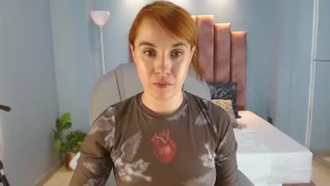 anne_blake online show from July 7, 6:47 am