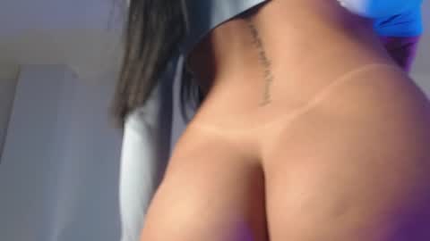 Snapshot of anne_colucci chatting on October 6, 7:47 am Anne online show from October 6, 7:47 am