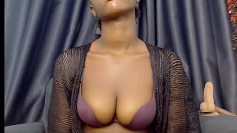 Snapshot of anne_xxxx chatting on October 19, 8:44 pm ann online show from October 19, 8:44 pm