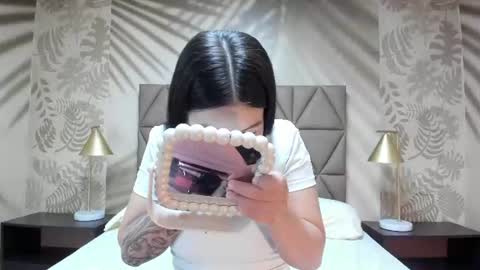 Anne online show from June 15, 3:18 am
