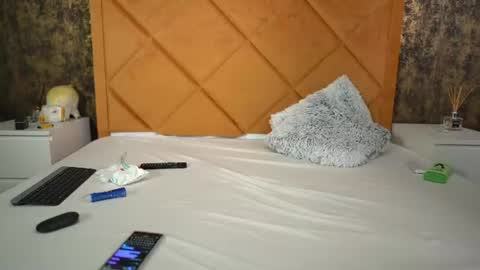 Annemanifique  Anne   Lara Kelly  online show from June 28, 1:23 am