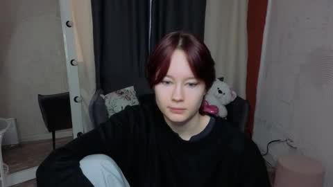 Anni online show from February 3, 6:22 am