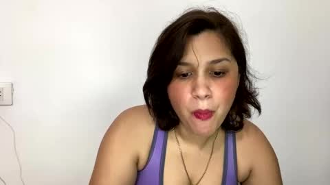 Annie  online show from December 9, 8:33 pm