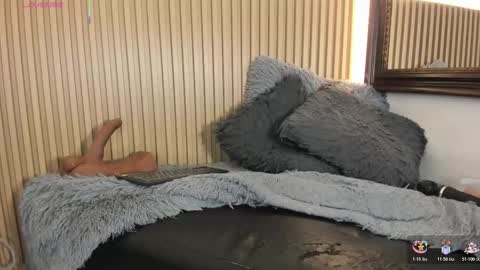 Annie online show from March 8, 12:18 am