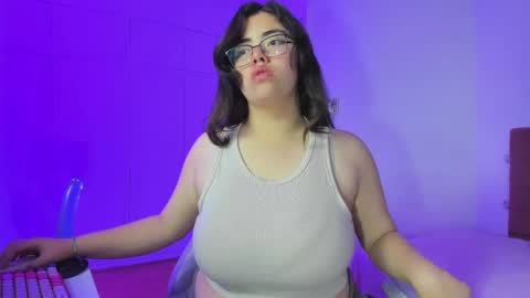 Annie Rose online show from November 22, 4:59 am