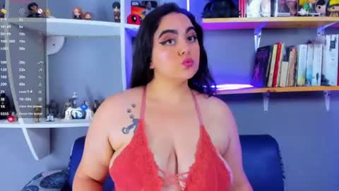 Annie Sweet Cherry online show from June 30, 11:31 am