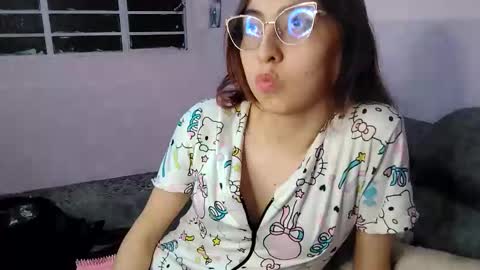 Annie Sparkle online show from October 11, 12:48 am