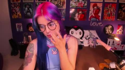      Paty     online show from January 6, 10:37 pm