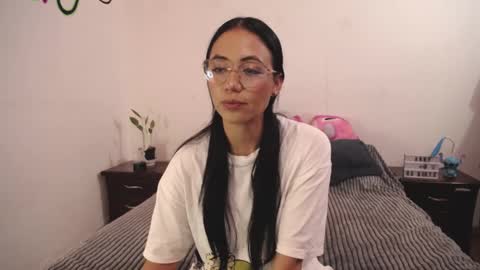 Snapshot of annyroberts_89 chatting on February 28, 11:01 pm Anny online show from February 28, 11:01 pm