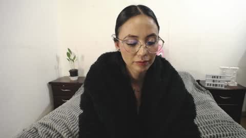 Snapshot of annyroberts_89 chatting on January 20, 11:43 pm Anny online show from January 20, 11:43 pm