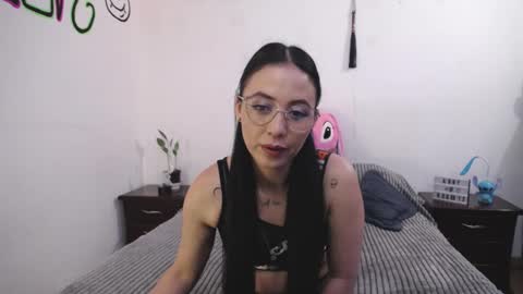 Snapshot of annyroberts_89 chatting on February 9, 7:19 pm Anny online show from February 9, 7:19 pm