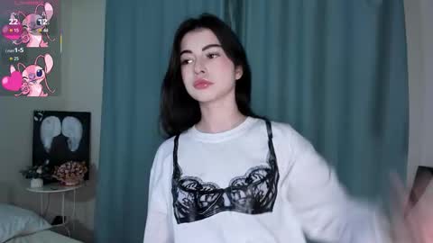 Anora  Emma online show from March 3, 9:21 pm