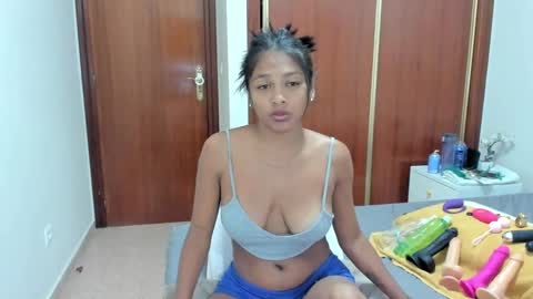 Snapshot of anthonela_hotsex chatting on September 11, 10:48 am anthonela_hotsex online show from September 11, 10:48 am