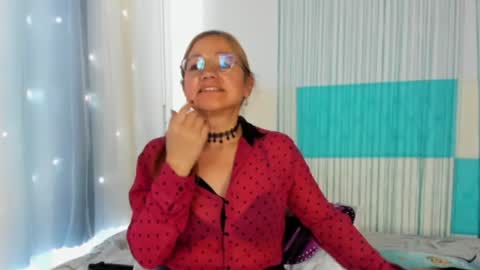 anthonela_mature_ online show from July 15, 9:19 pm