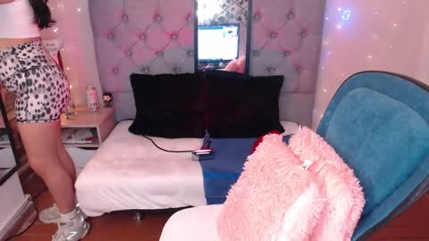 antolyh_c online show from February 14, 5:48 pm