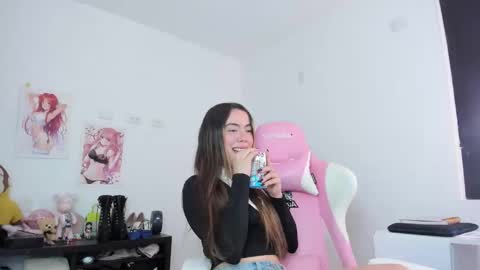 Snapshot of antonella_28_ chatting on October 23, 11:44 pm Antonella online show from October 23, 11:44 pm