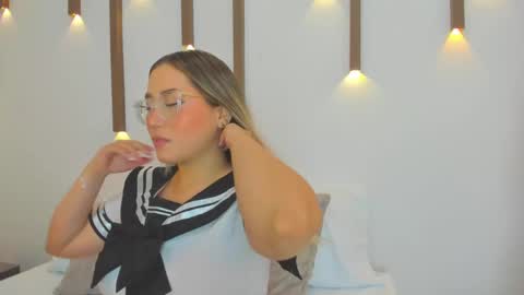 Snapshot of antonella_cutie_ chatting on March 8, 12:18 pm A N T O N E L L A online show from March 8, 12:18 pm